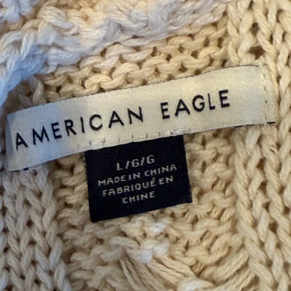 AE Long Weekend Crew Neck Striped Sweater Blue and Cream Size Large‎ - Picture 5 of 6